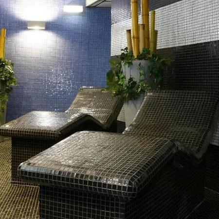 Apts Cueto 2d 4 Adultos